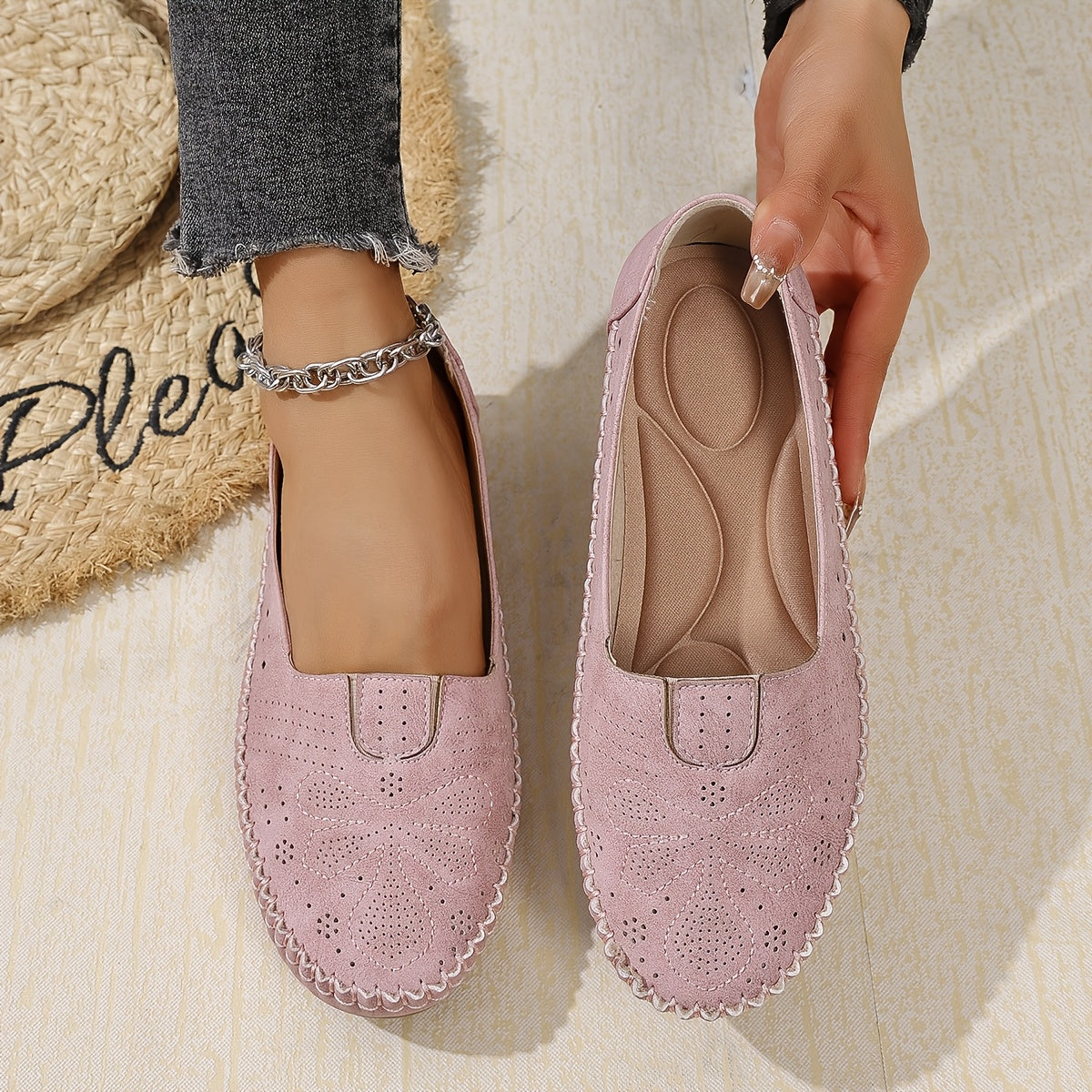 Plus-Size Women Breathable Flat Shoes Casual Embroidered Solid Color