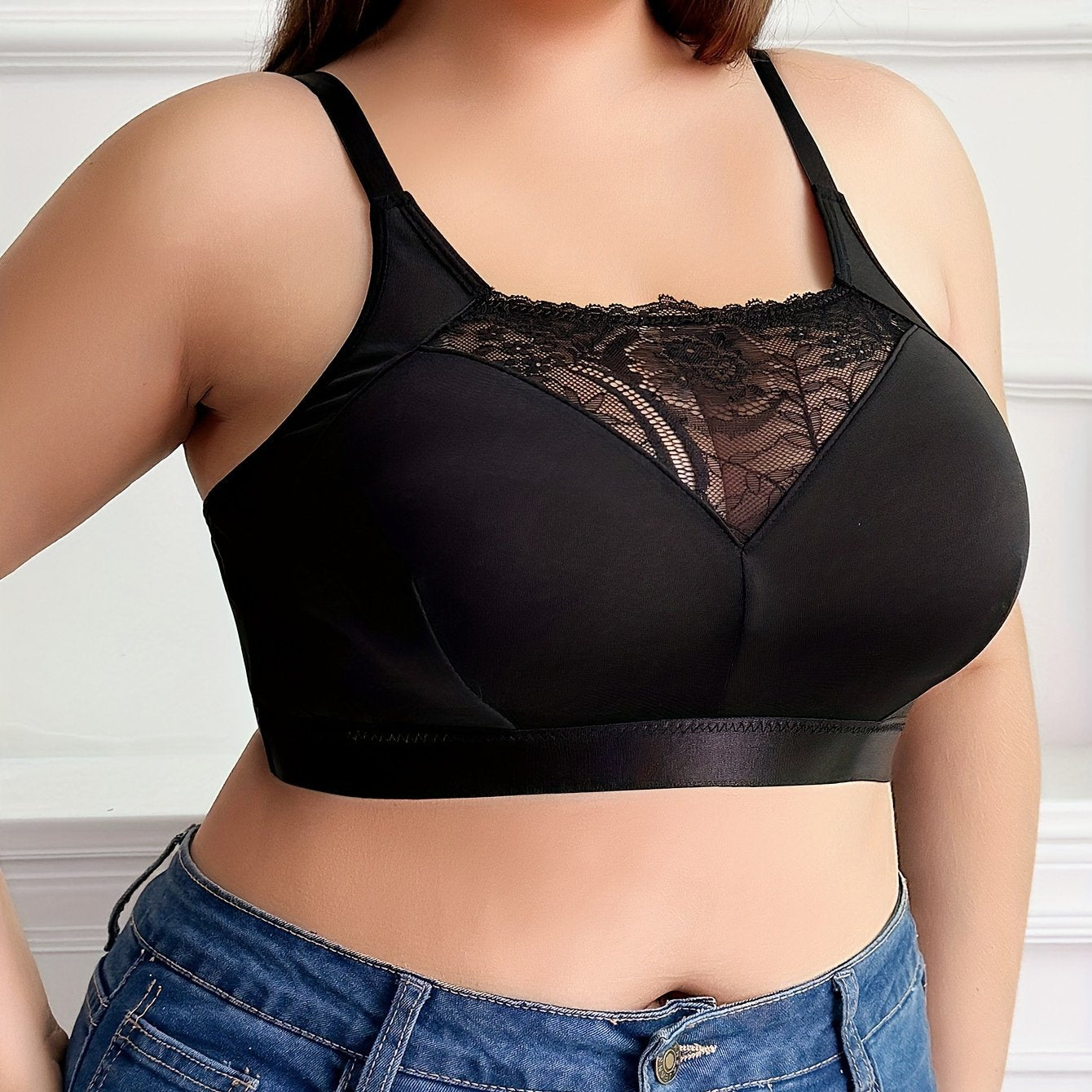 Plus Size Women's Contrast Lace Non Padded Full Coverage Bralette