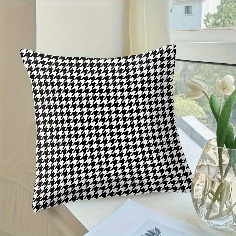 Houndstooth Throw Pillow Cover 44.96cm Square Soft Polyester Zippered