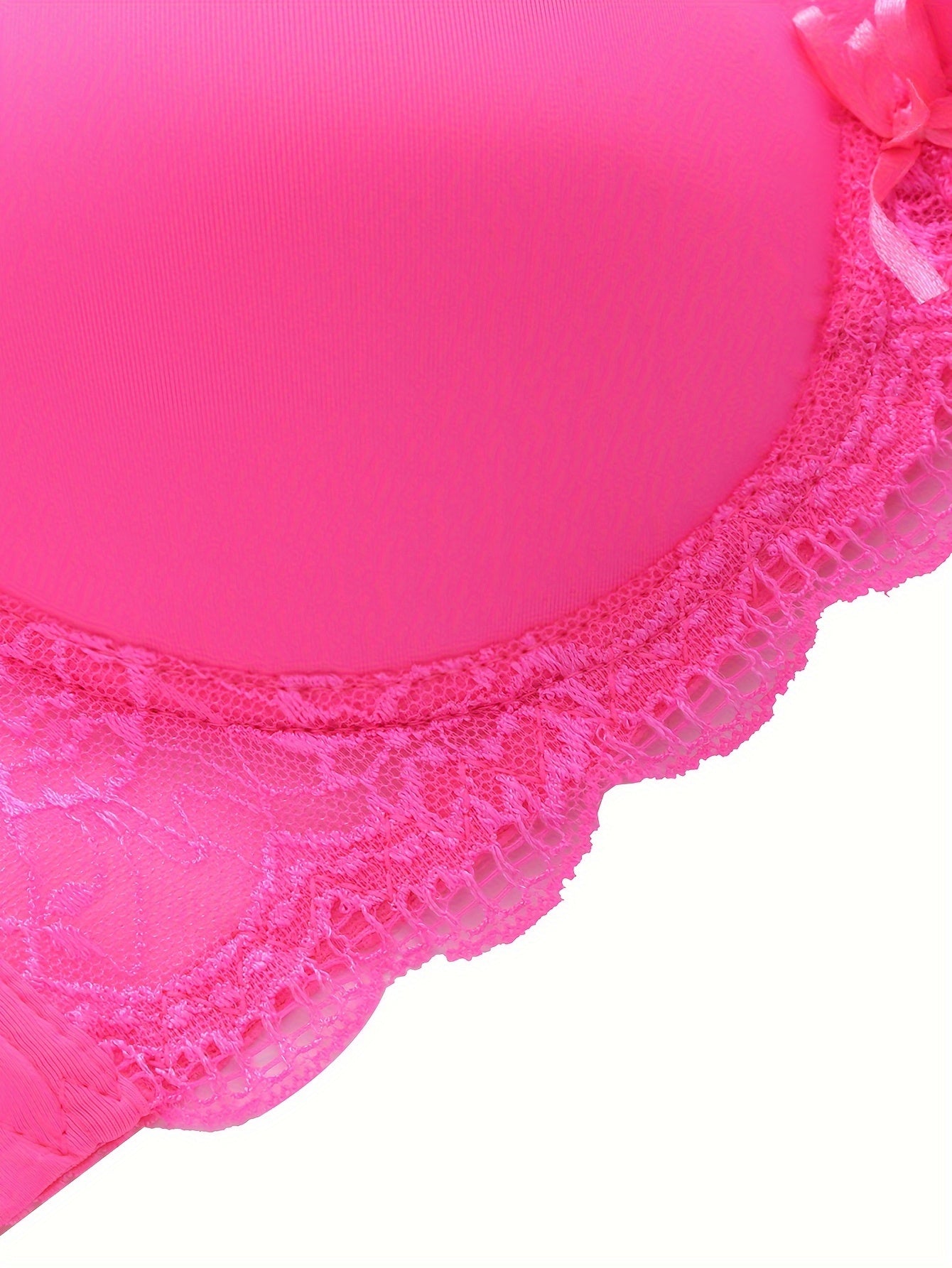 Ayollar uchun dantelli brassier to'plami