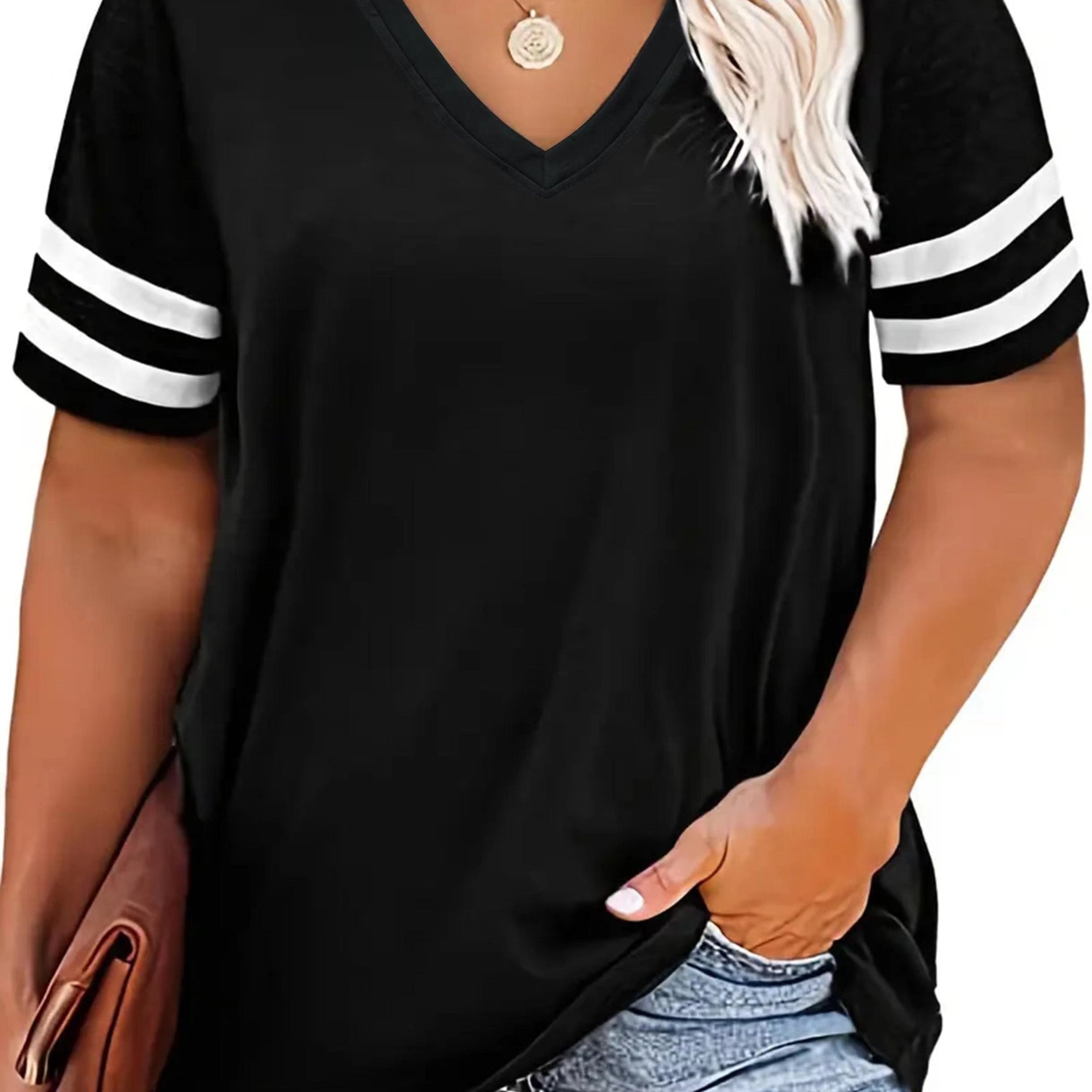 Plus Size Women's V-Neck Short Sleeve T-Shirt Lightweight Stretchy Summer Tee