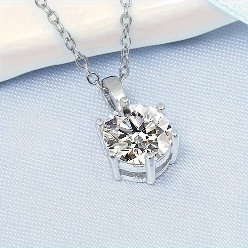Women’s Moissanite Pendant Necklace 2 Carat Classic Six-Claw Elegant Chain