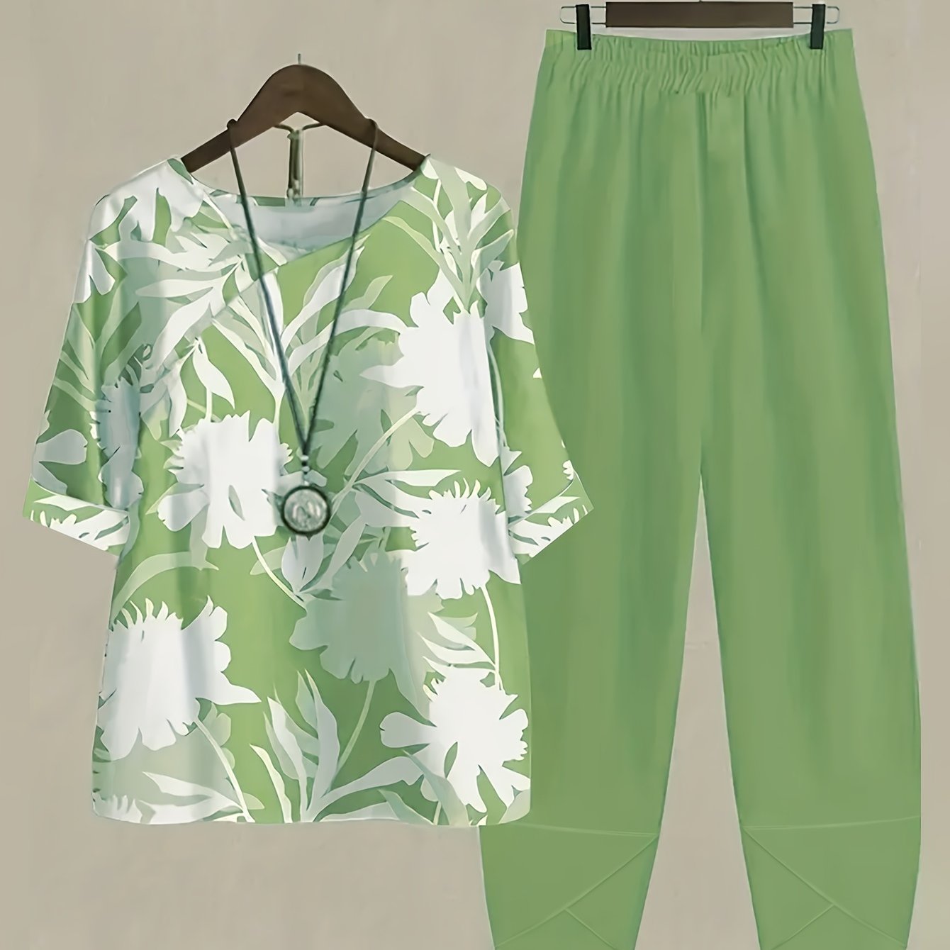 Women's Floral Polyester Pantsuit Loose Fit Crew Neck All-Season Lightweight