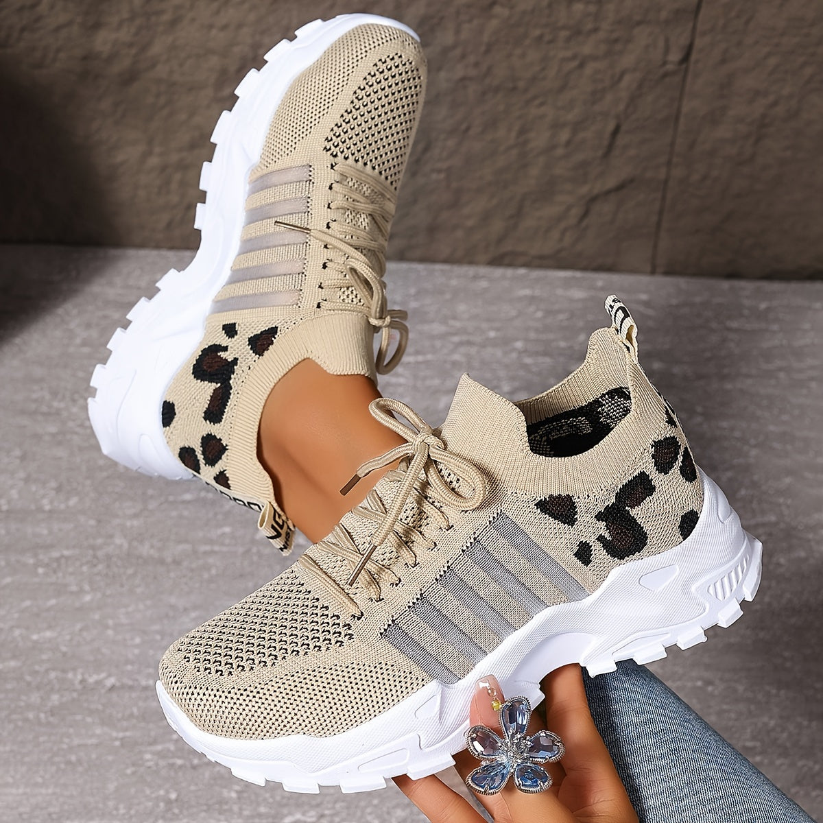 Women's Breathable Mesh Casual Sneakers Low Top Athletic Running Shoes