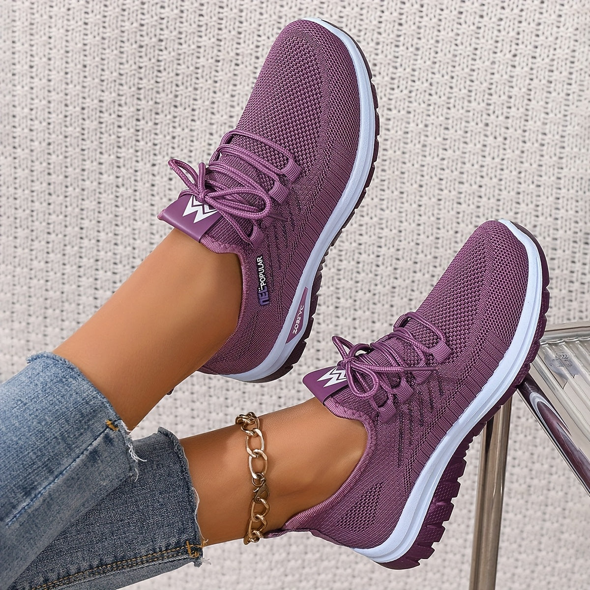 Women's White Plus Size Casual Sneakers Breathable Fabric Comfort Lace-Up