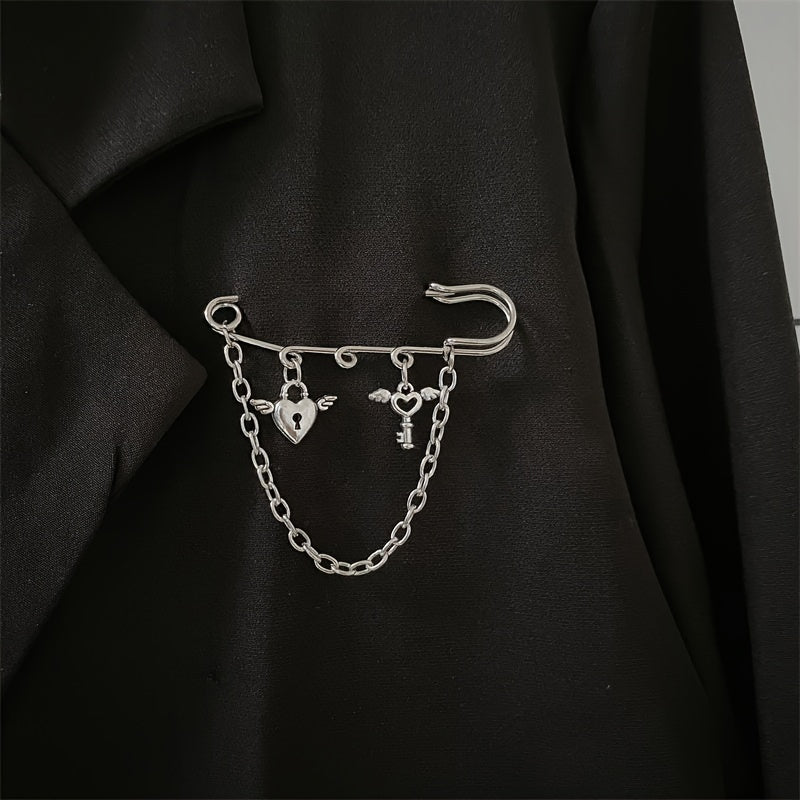 Ayollar uchun 4 ta Alloy Cartoon Broochlar to'plami, Yurak qanotlari, tort, raketa, moda aksessuarlari