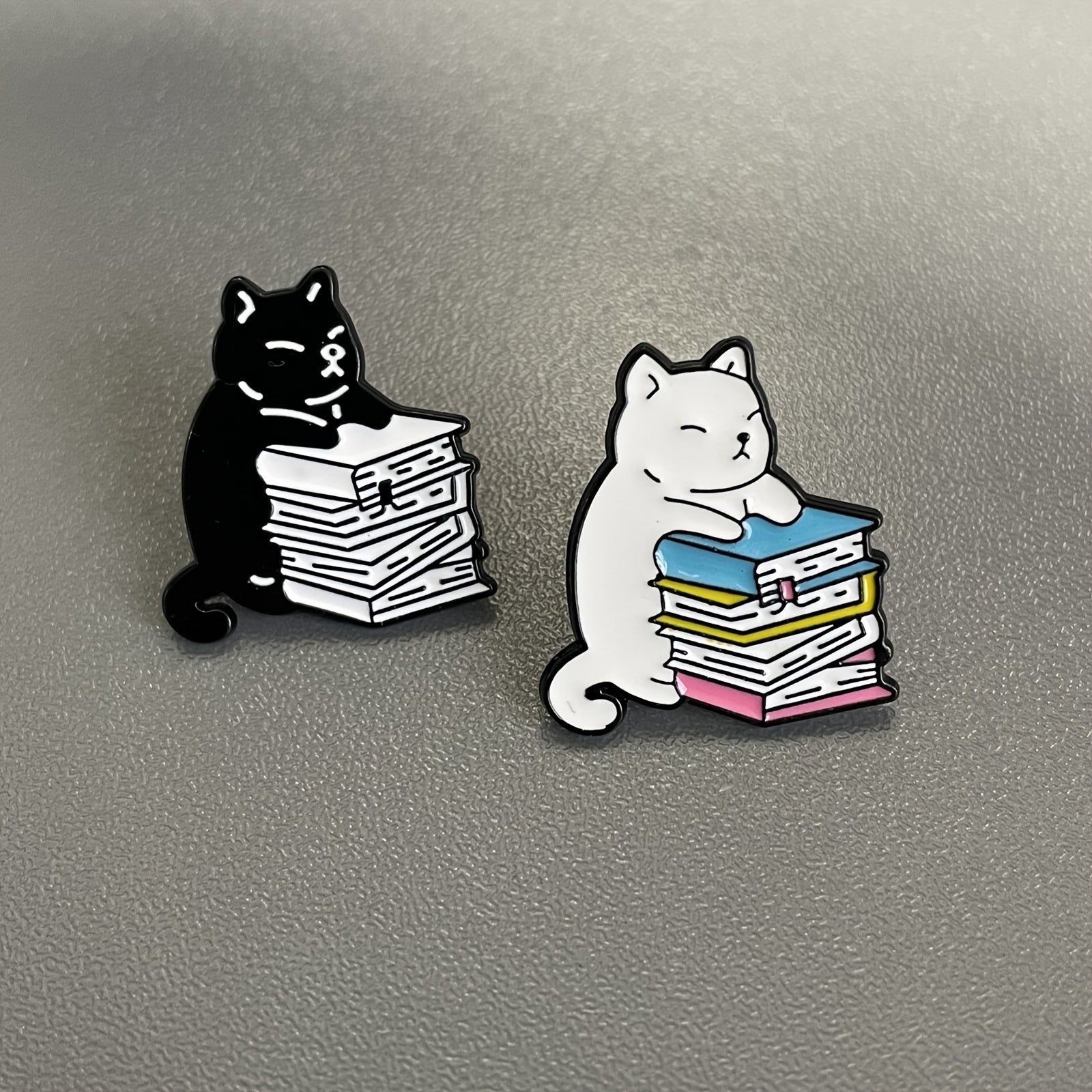 Cute Cartoon Cat Enamel Pins with Books Alloy Animal Brooches for Clothing Accessories