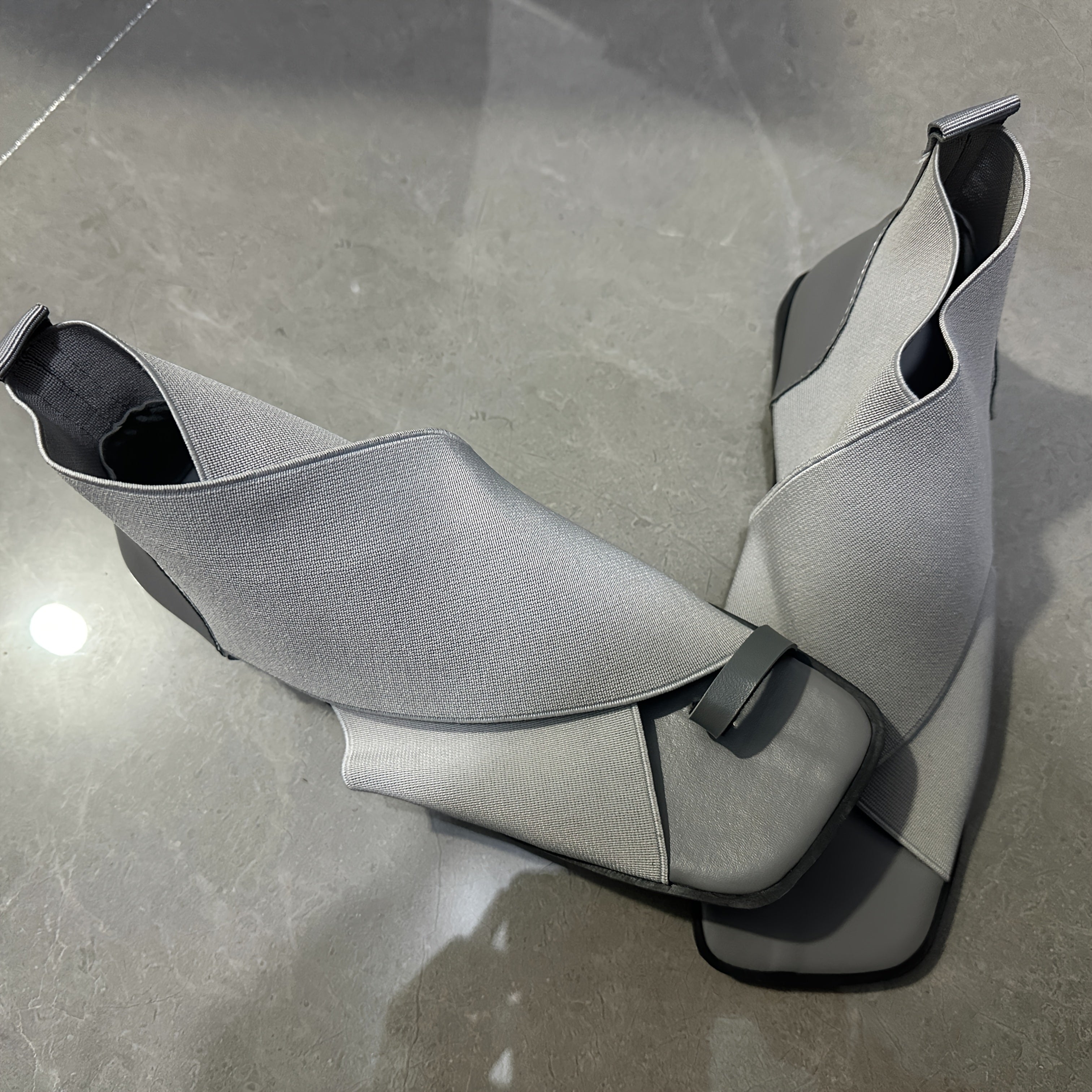 Women's Breathable Knit Flat Sandals Casual Toe Loop Slip-On Vacation Shoes