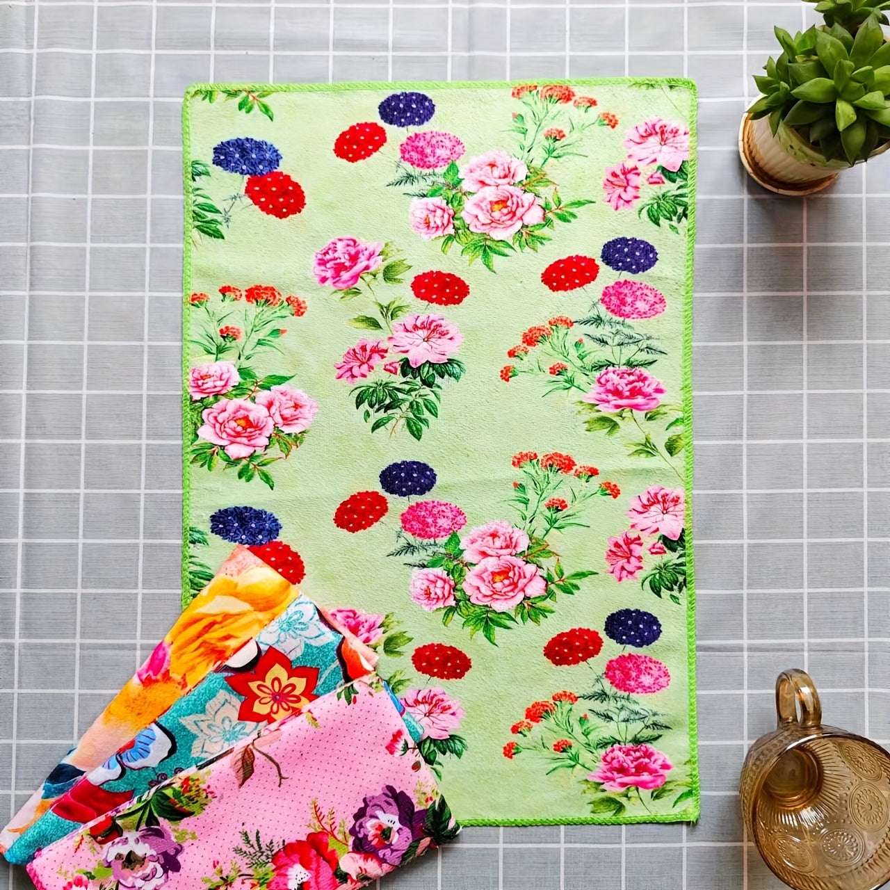 Set of Four Microfiber Kitchen Towels Floral Print 40x60cm Absorbent Lint-Free