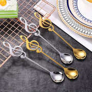 Десертная ложка из нержавеющей стали в форме нот, созданная для удобства - прочная, безопасная и простая в мытье, идеально подходит для размешивания кофе и многого другого - отлично подходит для использования дома, на работе, в кафе и ресторанах