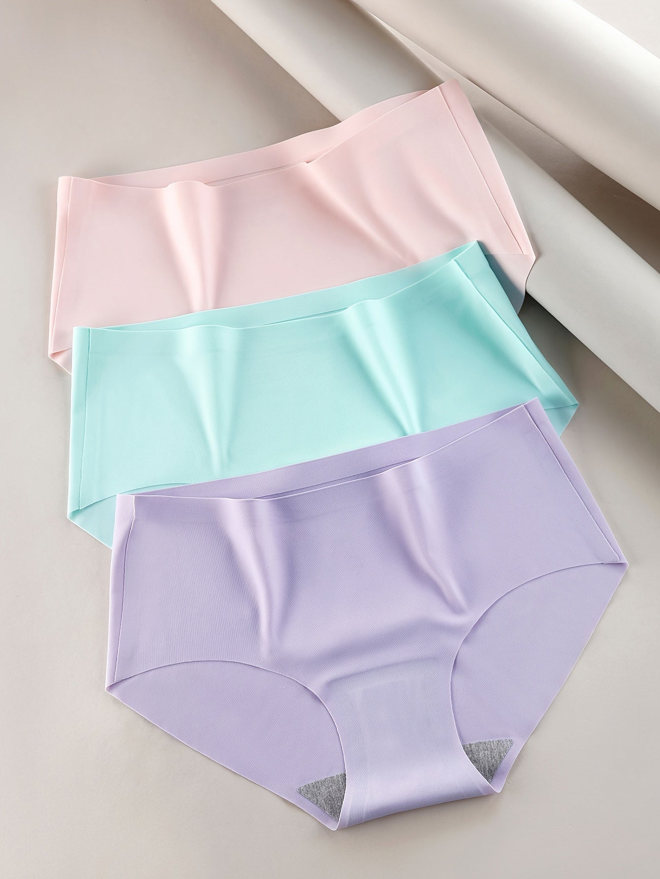3 Pack Seamless Briefs with Mid-Rise Waist Nylon Spandex Solid Color for Women