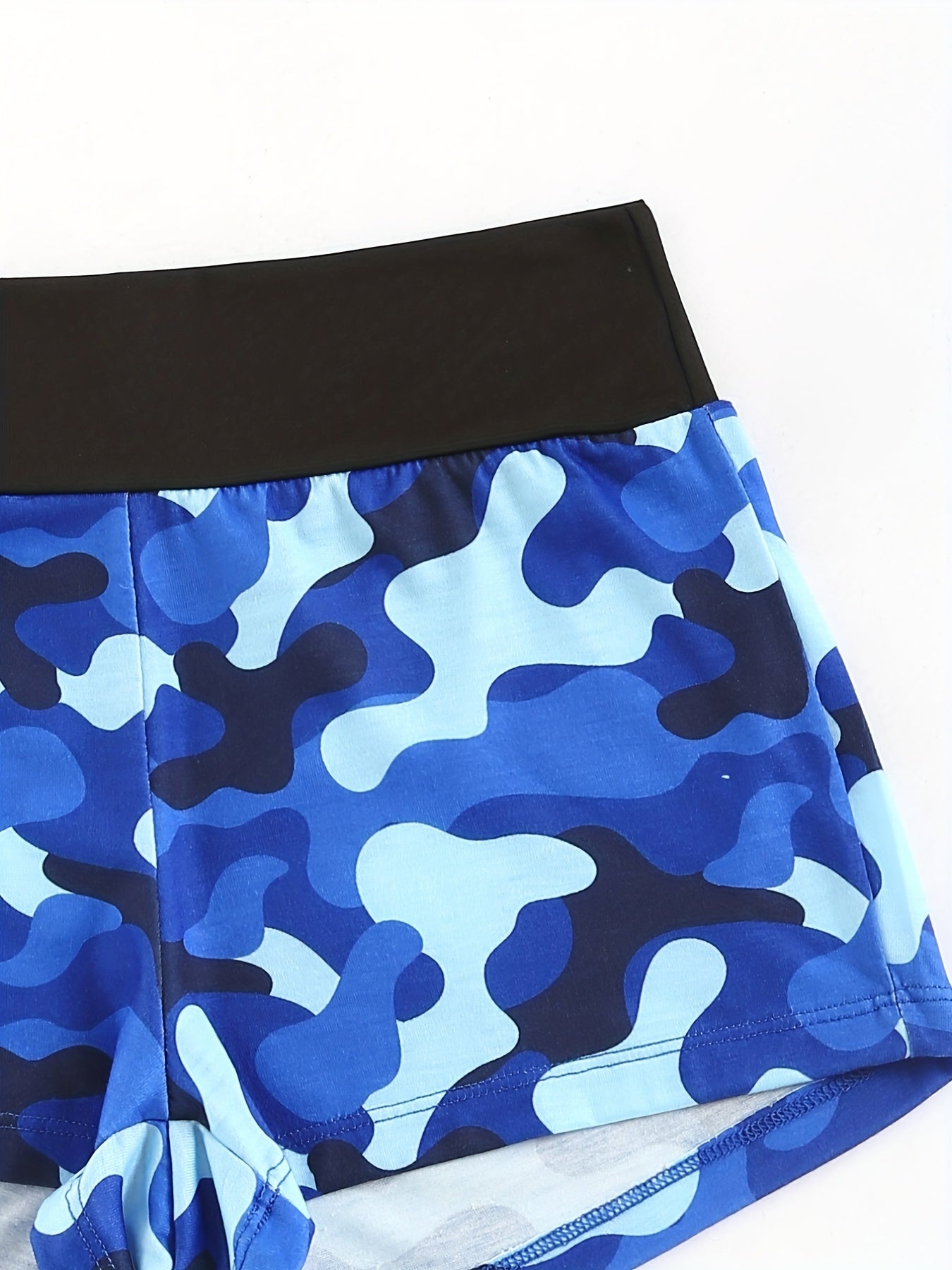 Elastik belbog'li rangli lounge shortlari, ayollar uchun dam olish va uyqu kiyimlari uchun mukammal.