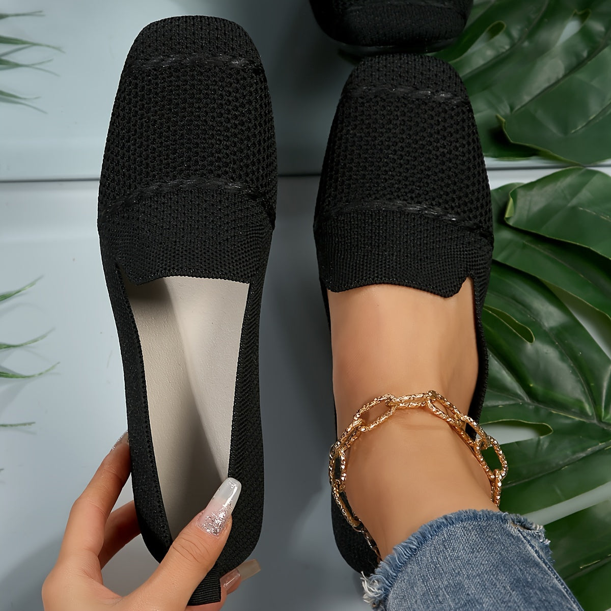 Ayollar uchun to'qilgan nafas oladigan kvadrat barmoqli poyabzal, to'rt fasl uchun