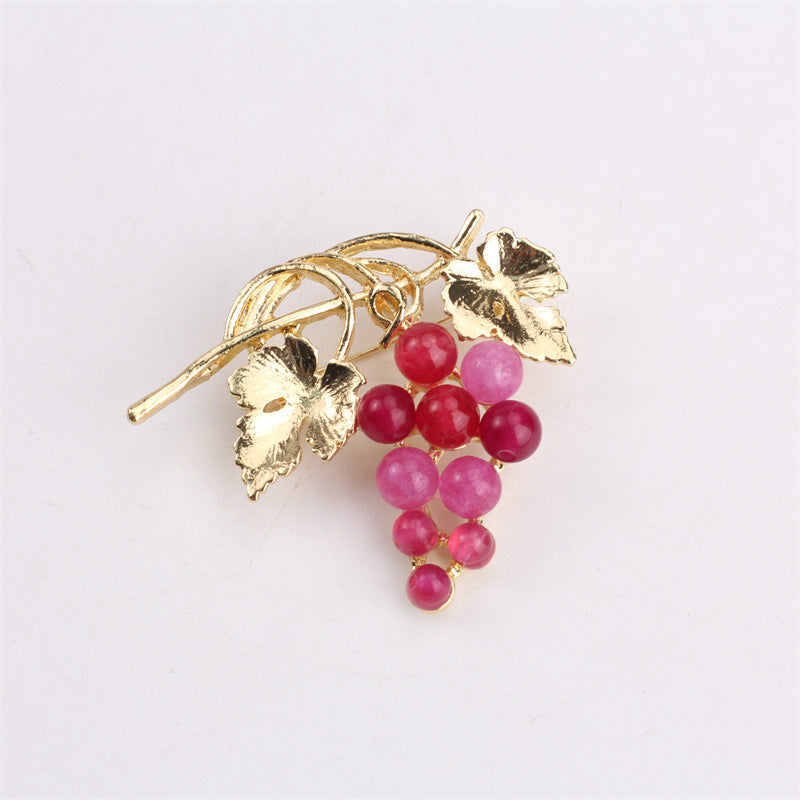 Minimalist Women's Resin Brooch Pin with Grape and Leaf Design for Coats and Jackets