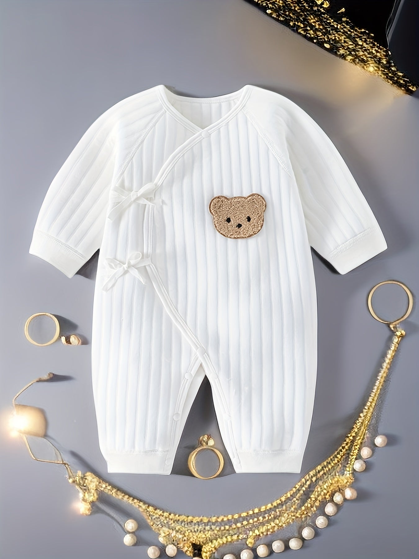 Baby Cotton Bodysuit for Newborns and Toddlers Long Sleeve with Bear Patch
