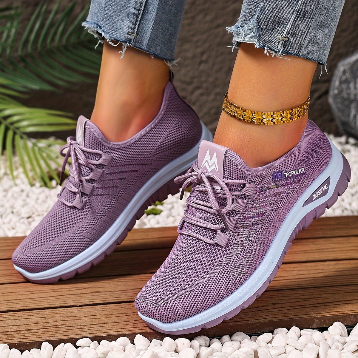 Women's White Plus Size Casual Sneakers Breathable Fabric Comfort Lace-Up