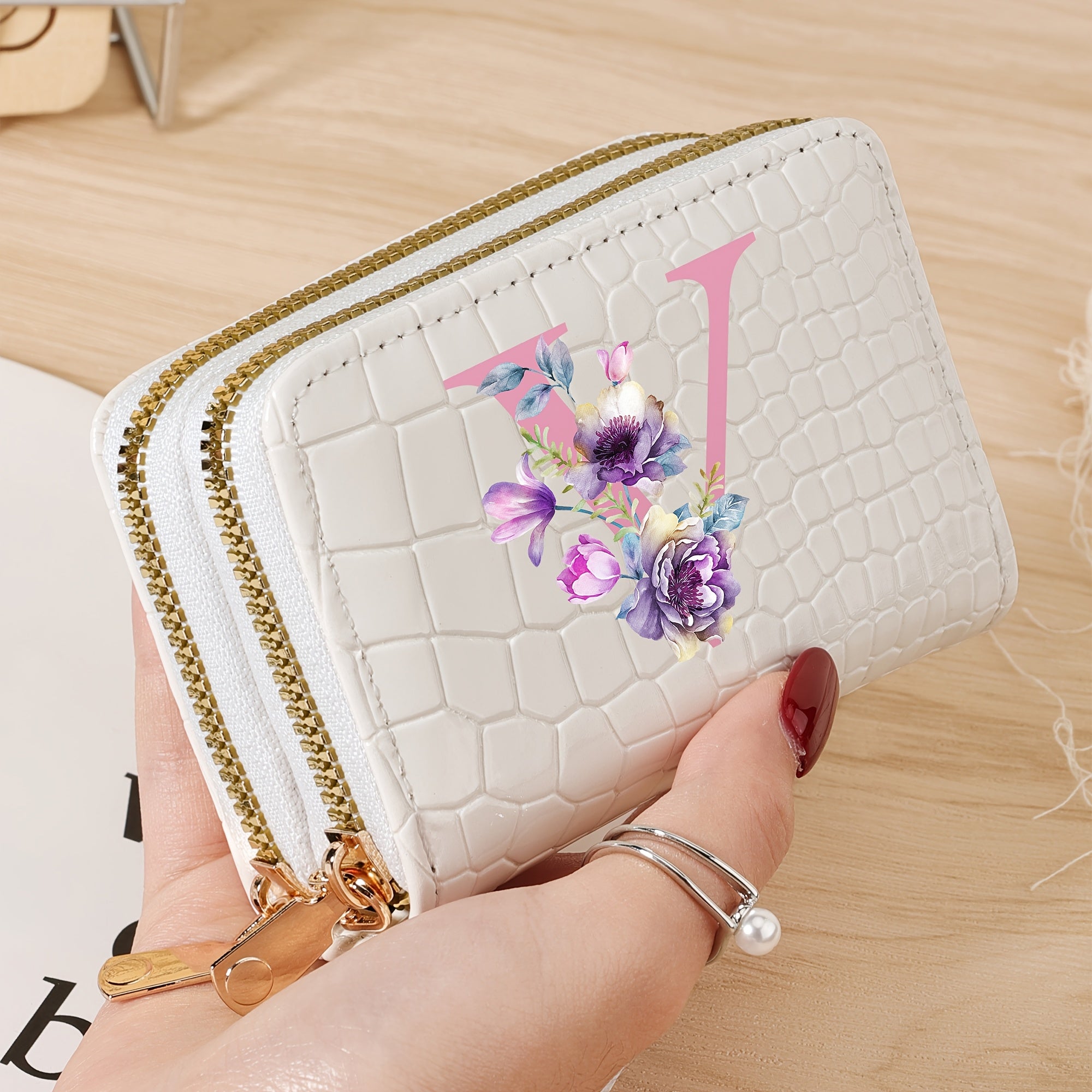 Стильный женский кошелек с крокодиловым узором и дизайном "P", сумка с двойной молнией черного, белого и розового цветов. Модная монетница для путешествий и повседневного использования, школьный аксессуар с текстурой.