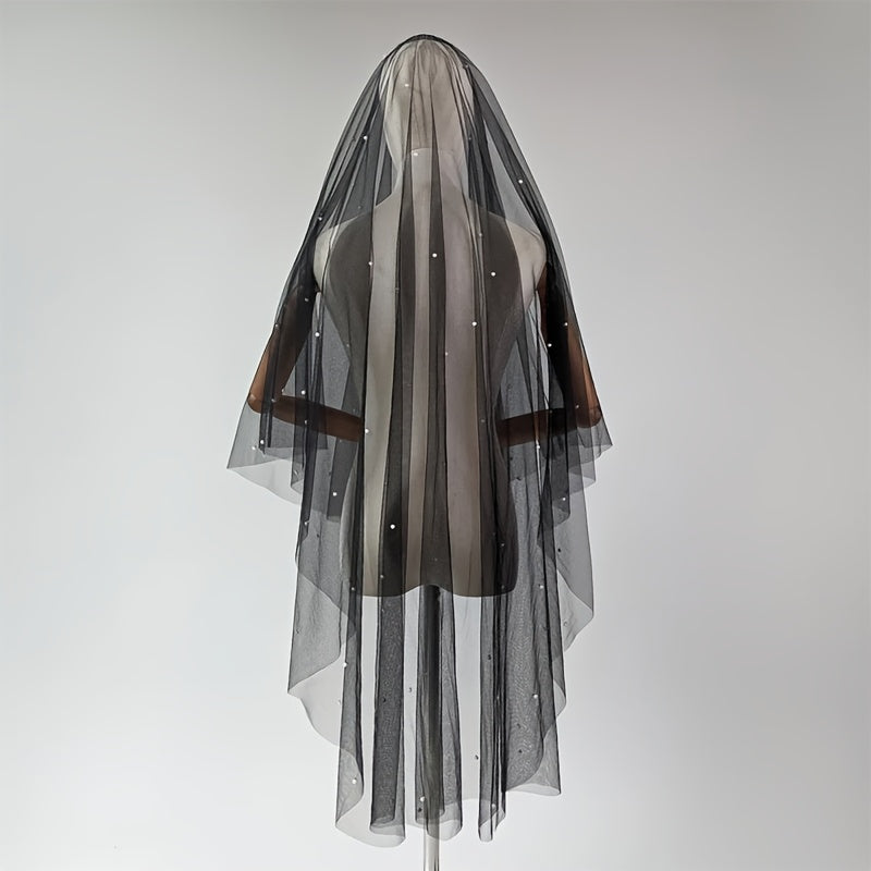Черное свадебное вуаль с бисером и минималистичным дизайном для свадьбы