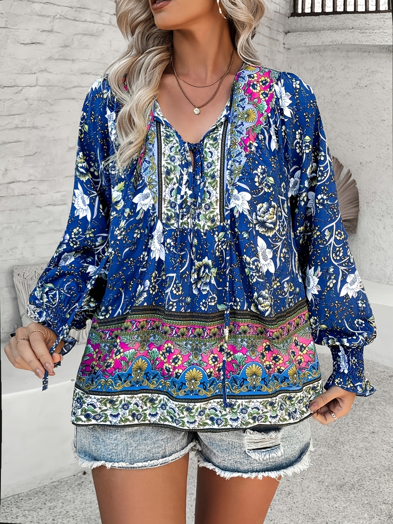 Plus Size Women's Floral Print Long Sleeve Blouse with Smocked Cuffs