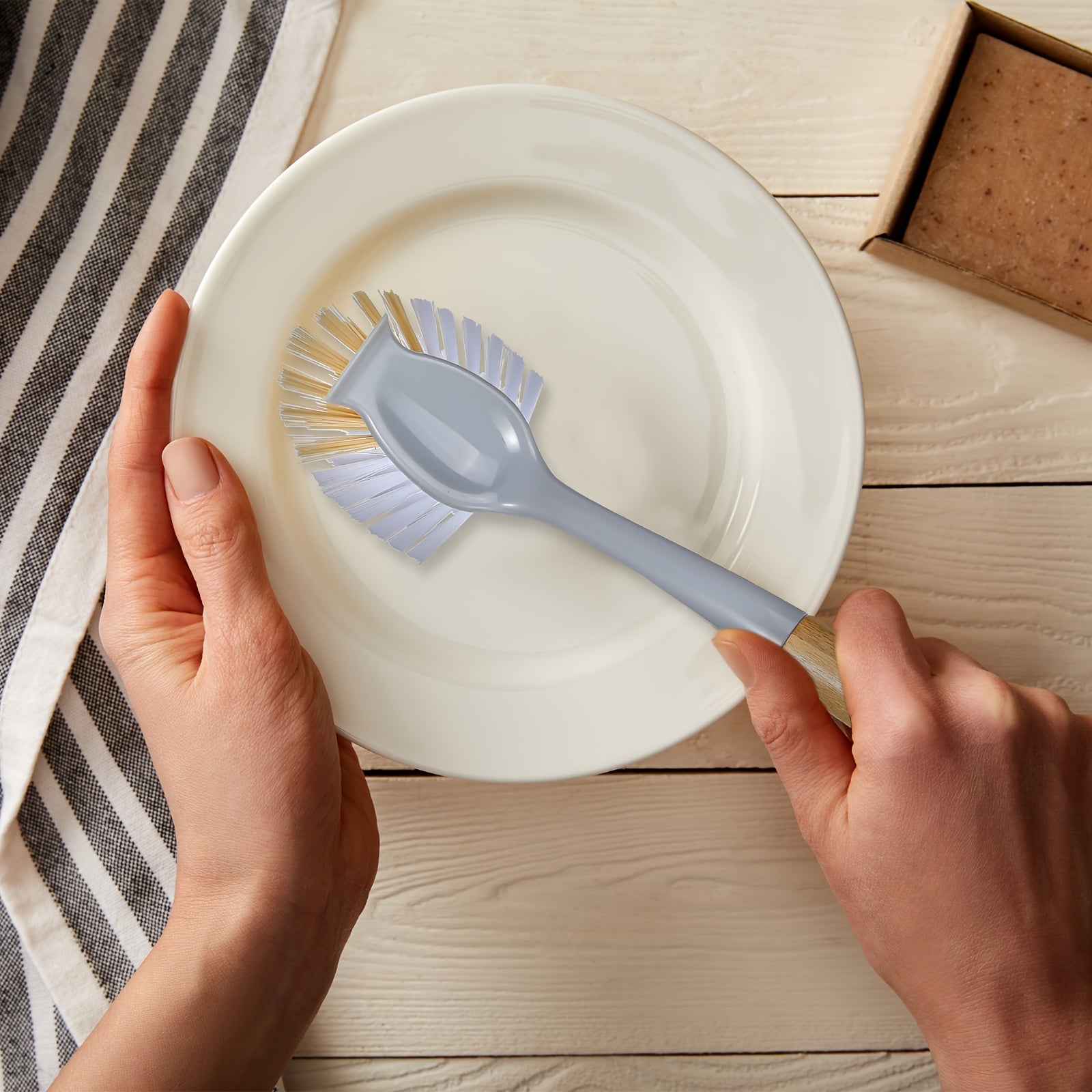 Juego de 10 cepillos de bambú largos para platos con raspador para sartenes, ollas y fregaderos