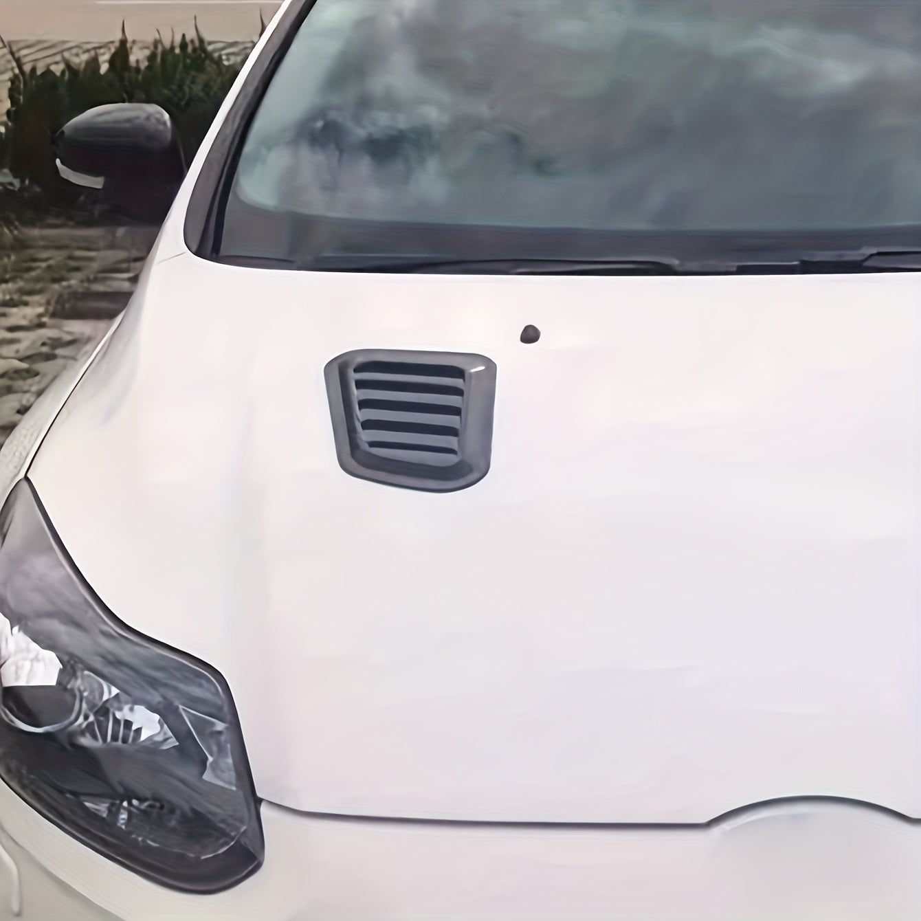 2PCS Car Fake Air Outlet Decorations Shark Gills Simulation Air Intake Accessories