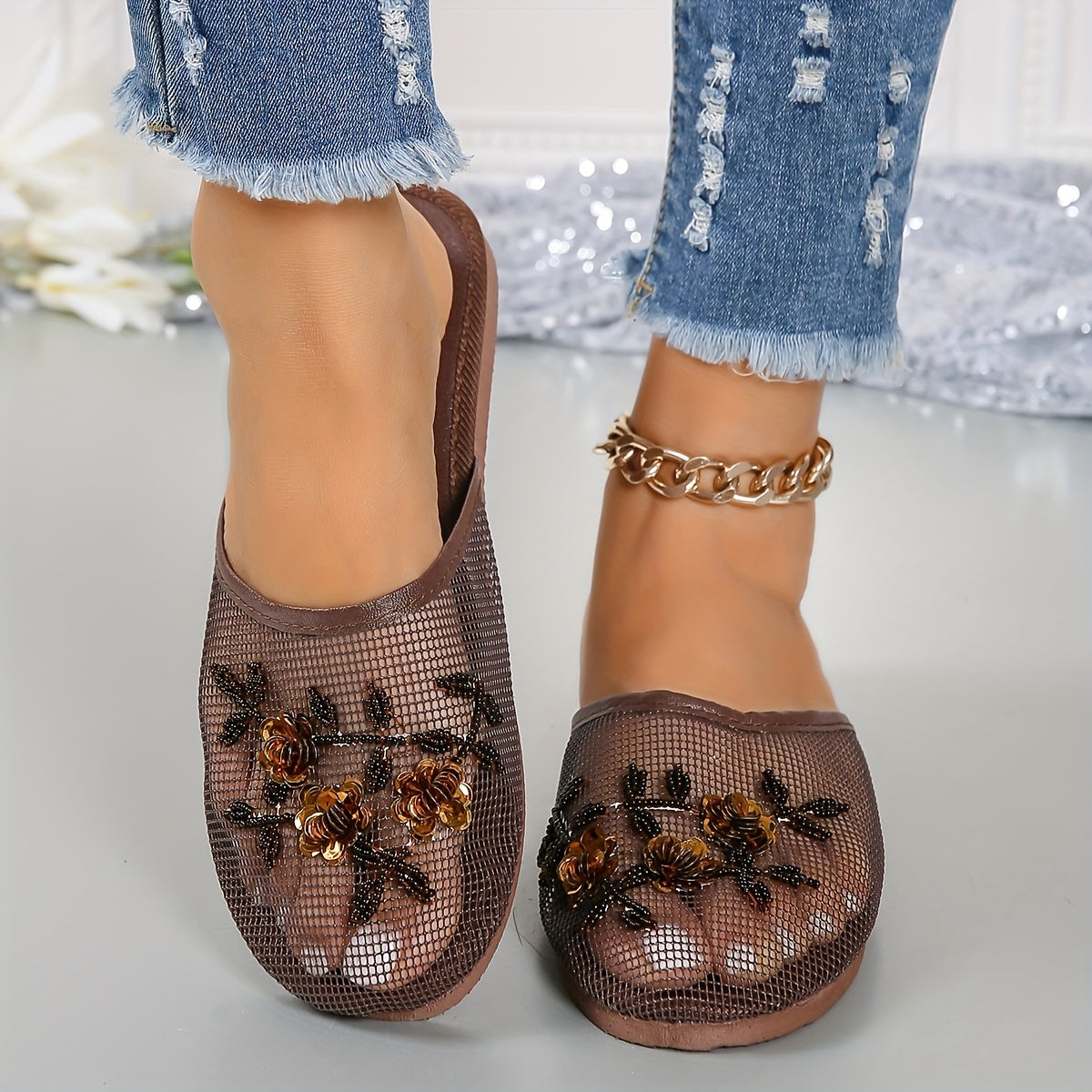Women's Flat Sandals With Flower Sequins and Beaded Detail