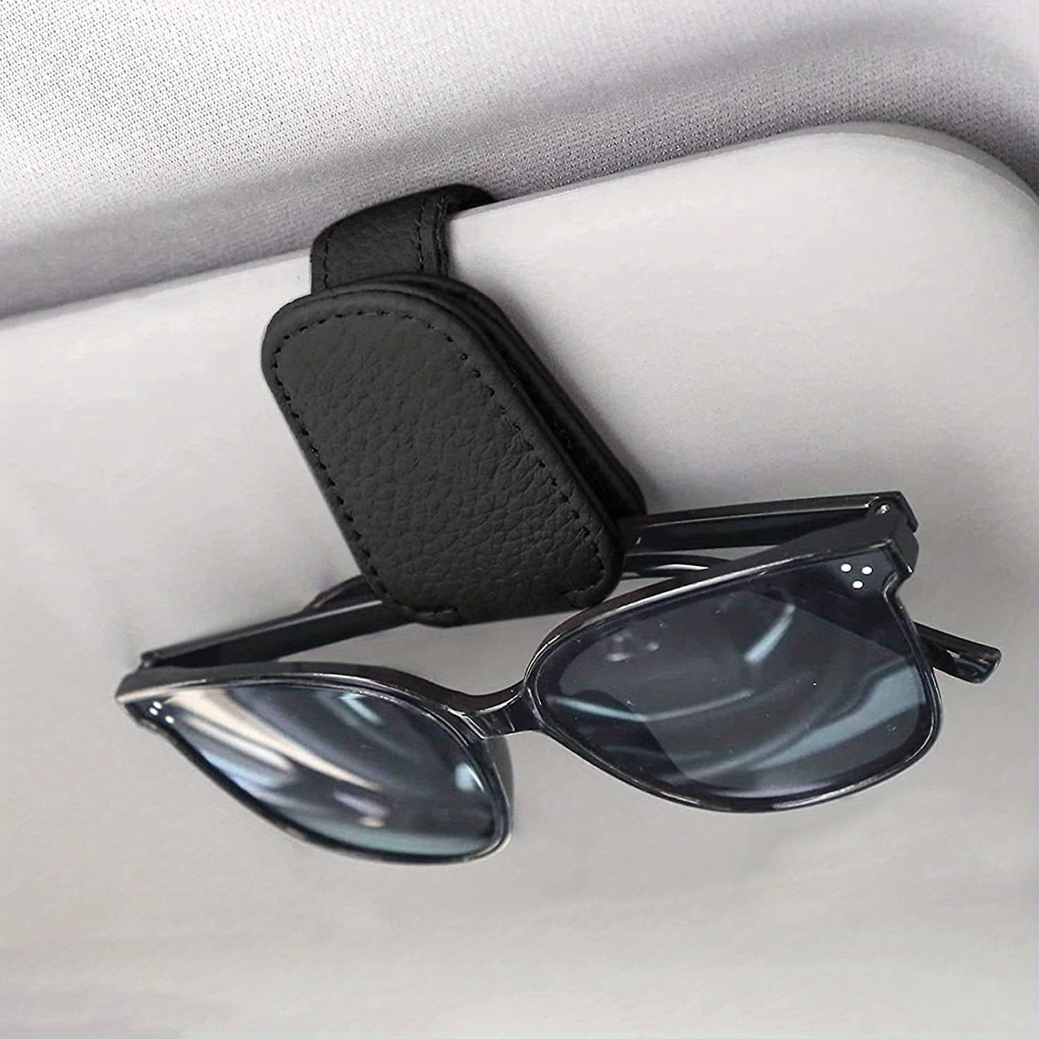 Car Interior Accessories Magnetic Leather Glasses Holder Clip for Car Visor