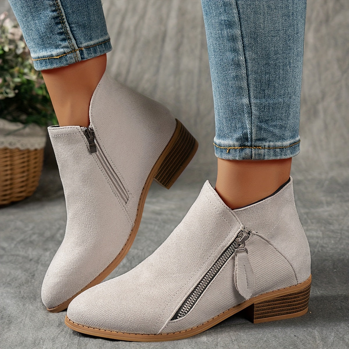 Women Velvet Ankle Boots Solid Color Chunky Heel Side Zipper Pointed Toe