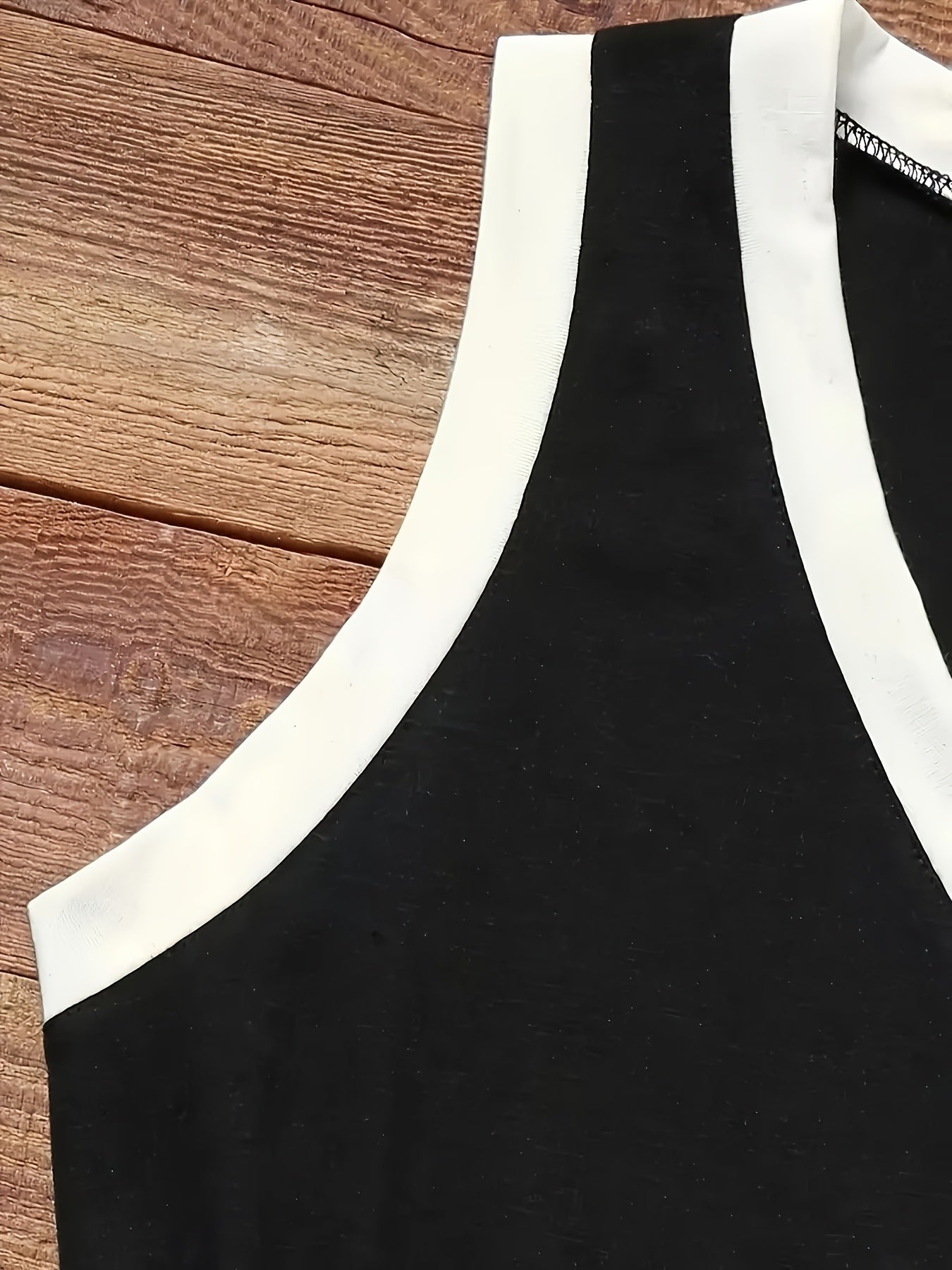 Women's Plus Size V-Neck Tank Top Breathable Sleeveless Activewear Black White