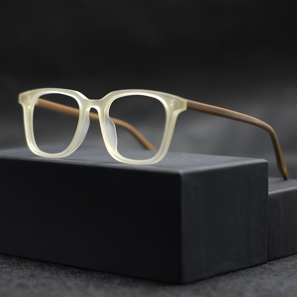 Retro Square Frame Glasses for Men and Women Blue Light Blocking Anti-UV Driving Eyewear