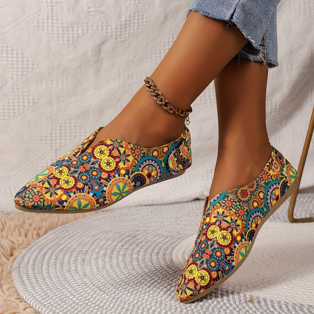 Women's Slip-On Loafers Casual Flat Shoes Comfortable Soft Pointed Toe