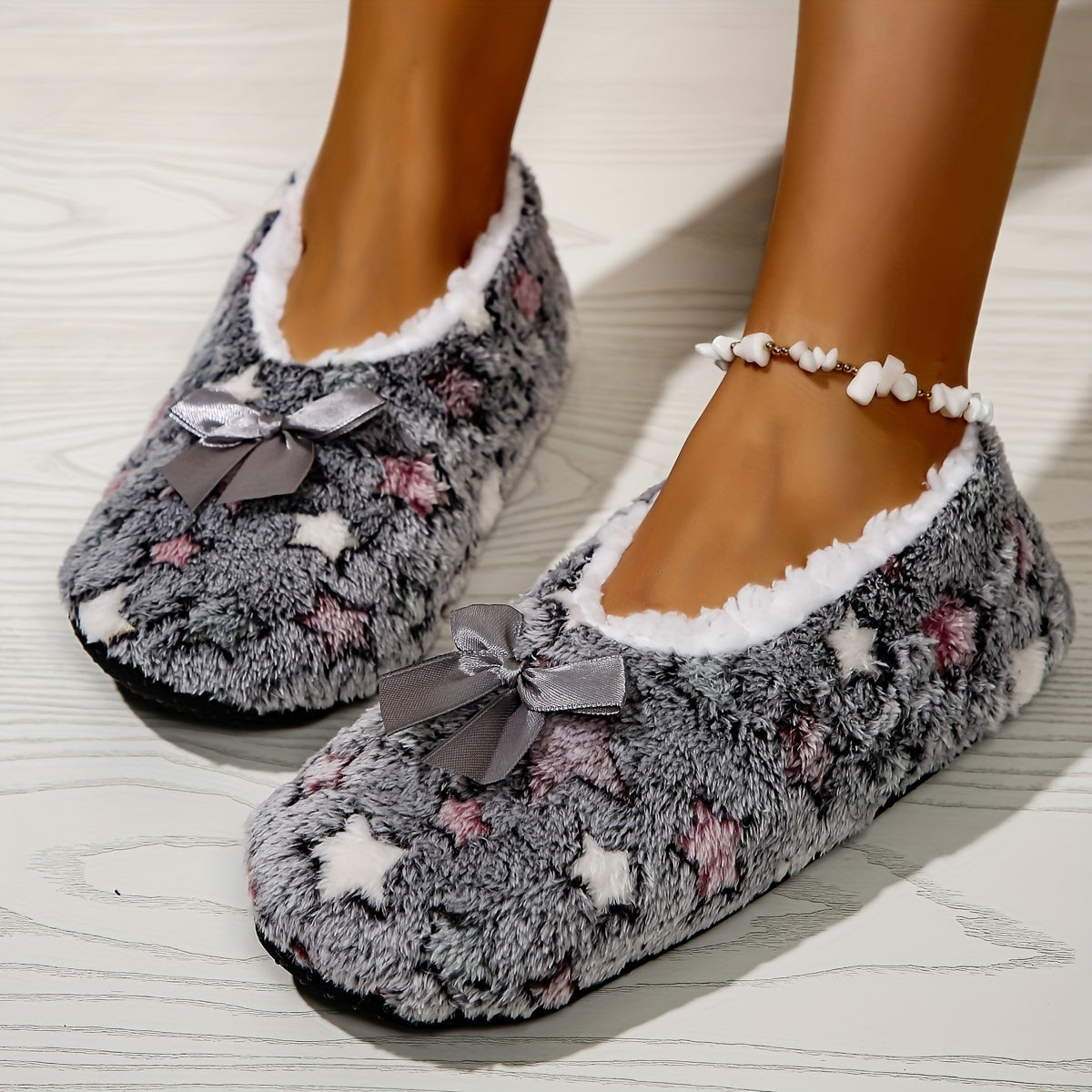Women's Fleece-Lined Indoor Slippers Anti-Slip Soft Sole Warm Comfortable