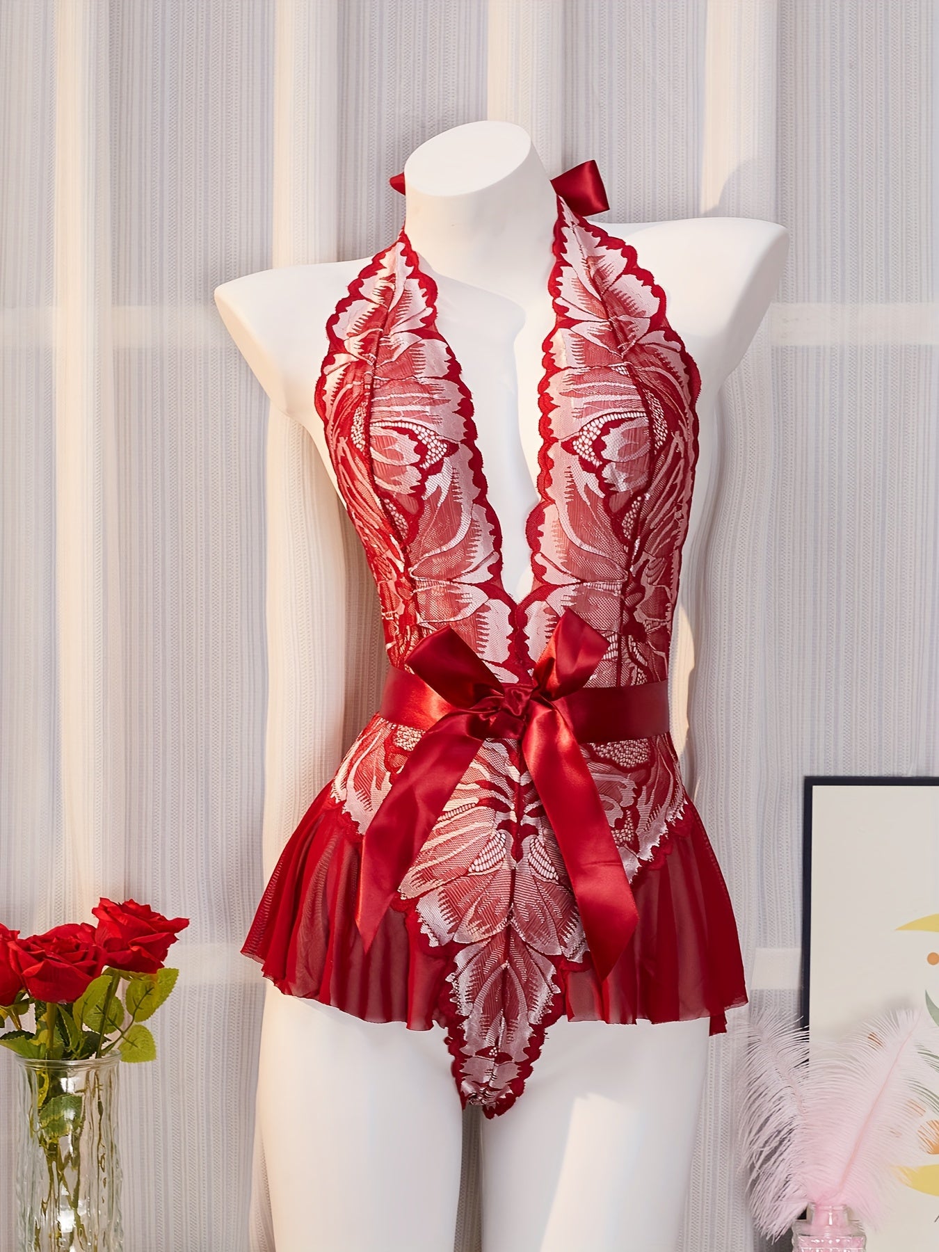 Kattalar uchun Lacy Bodysuit tasodifiy chop etilgan katta lenta bilan, naylon, qoplamasiz