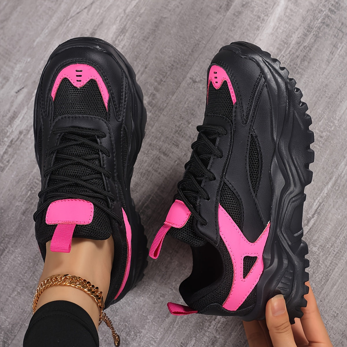 Women's Breathable Mesh Low-Top Sneakers Lightweight Casual Shoes Black White Pink Teal