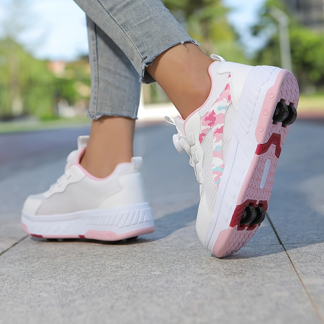 Qizlar uchun zamonaviy pastki rolikli skateboard poyabzallari, aylanuvchi tugma bilan, ichki/tashqi partiyalar uchun tortiladigan rolikli konkilar, yil davomida.