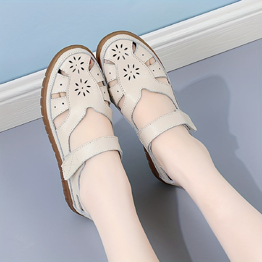 Ayollar uchun ochiq havoda faoliyatlar uchun sirpanmaydigan poyabzal.