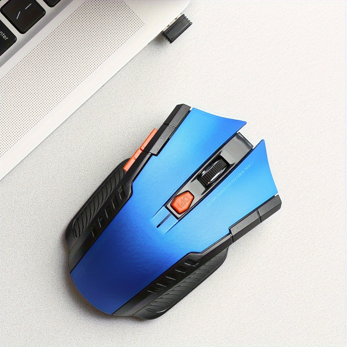 Ergonomik dizaynga ega portativ simsiz sichqoncha, o'yin va ofis ishlari uchun ideal.