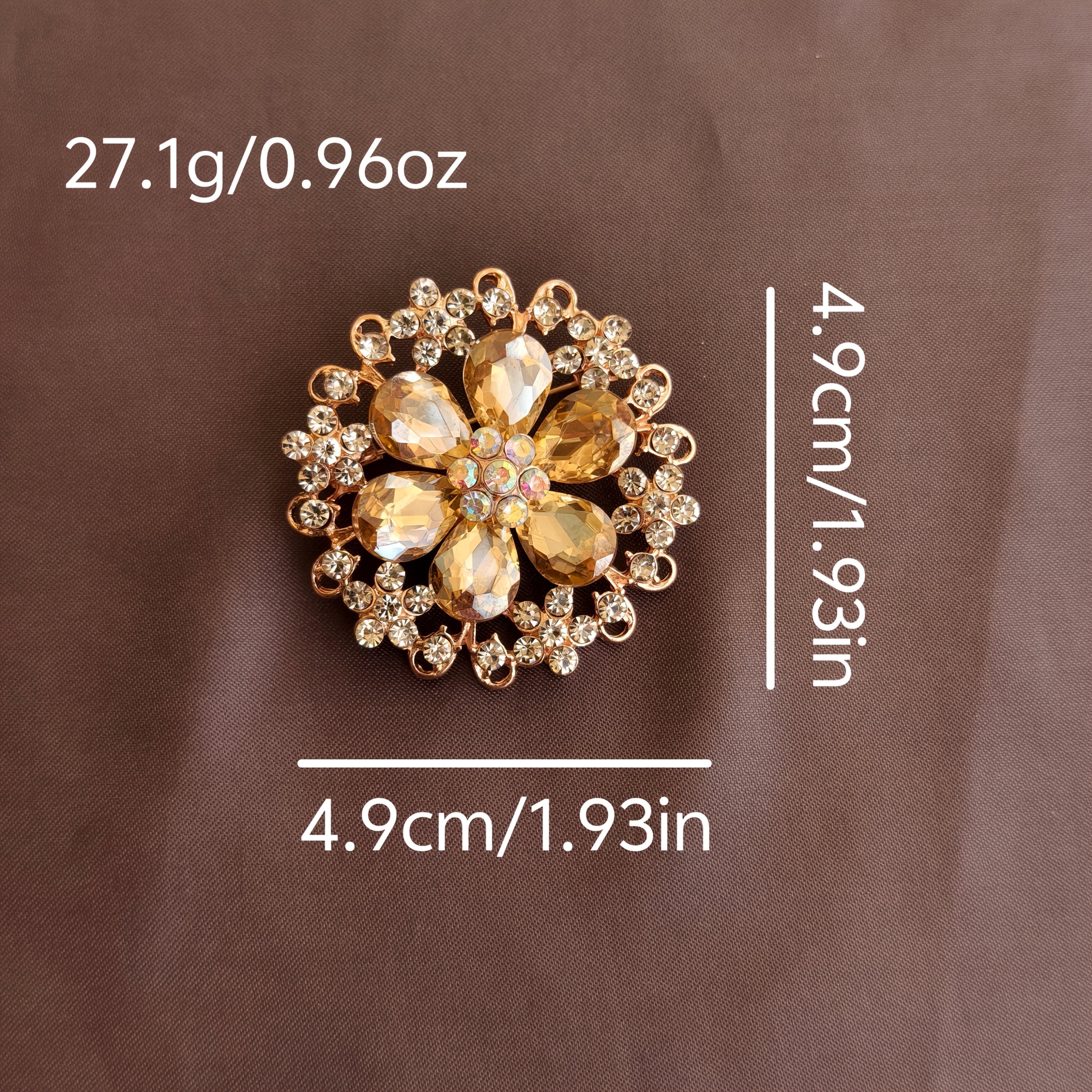 Vintage Six-Petal Flower Brooch Rhinestone Embellished Alloy Jewelry for Women