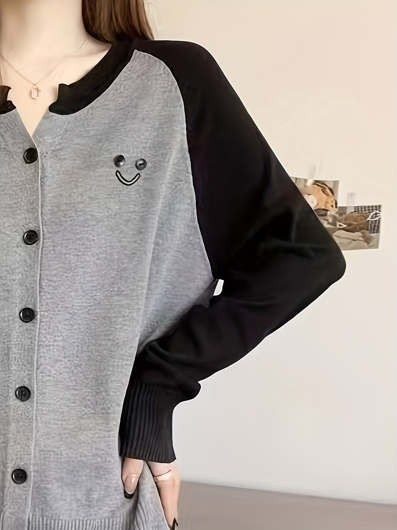 Plus Size Women Color-Blocking Knit Cardigan With Embroidery