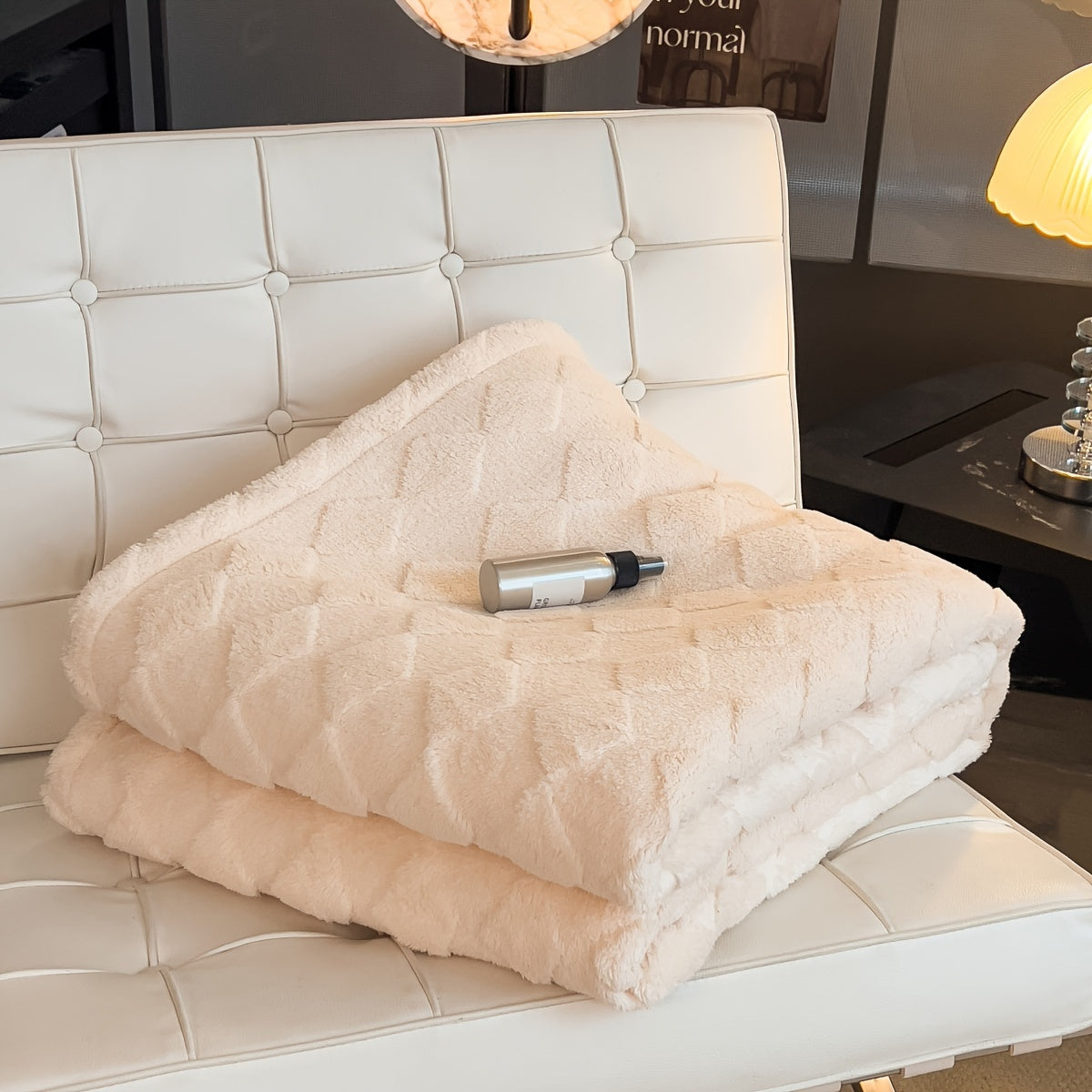 Double-Sided Taffeta Diamond-Quilted Throw Blanket Thick Warm All Seasons