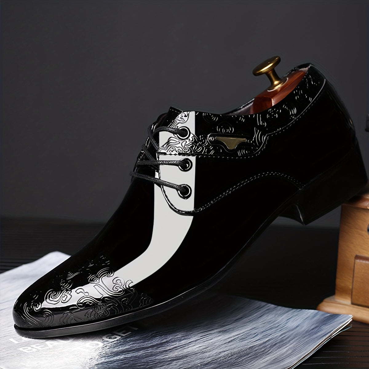 Men's Black Formal Shoes Breathable Leather Business Dress Shoes for Work or Weddings