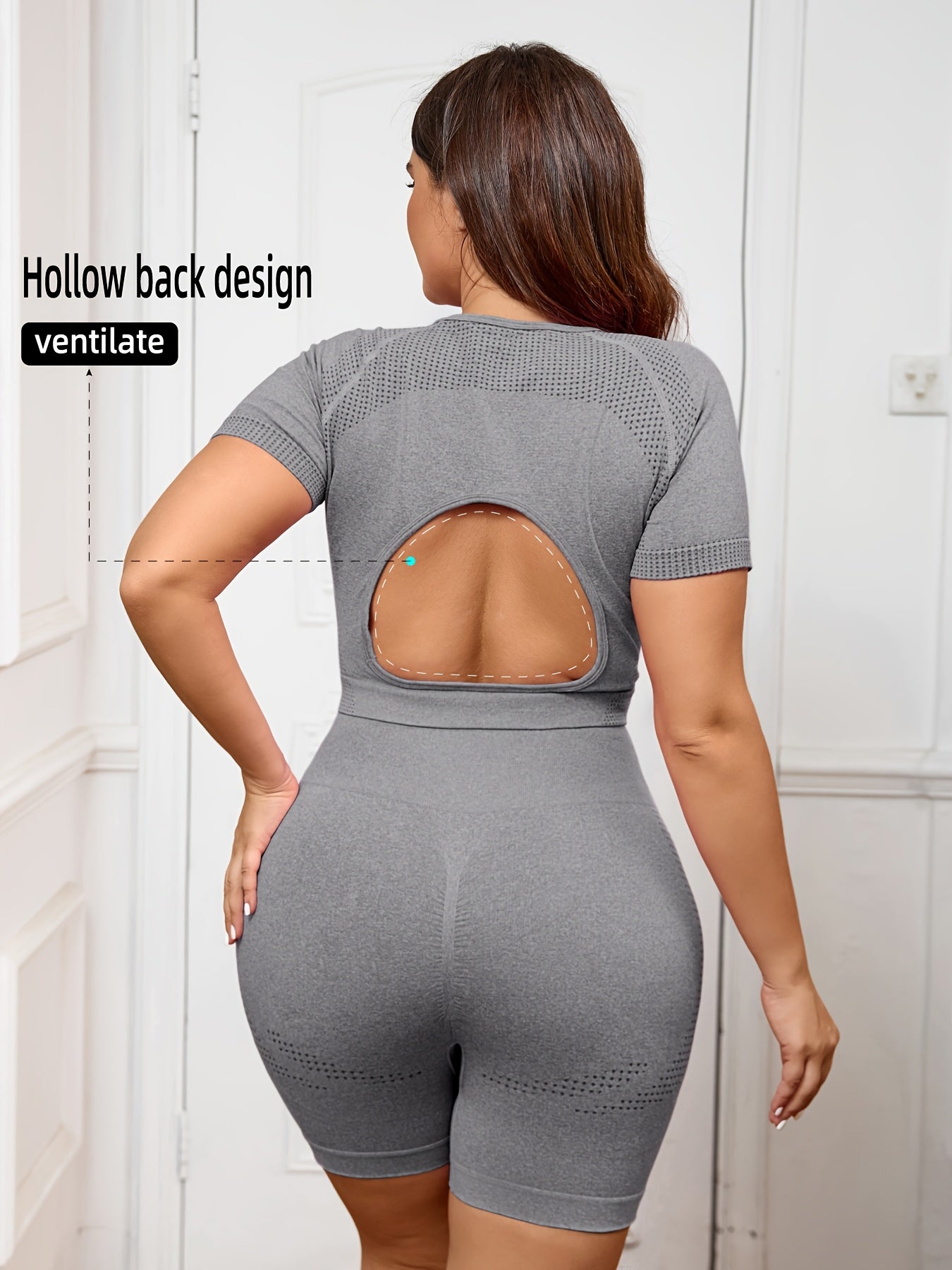 Plus Size Women's Seamless Nylon Yoga Set Short Sleeve T-Shirt and Tight Shorts