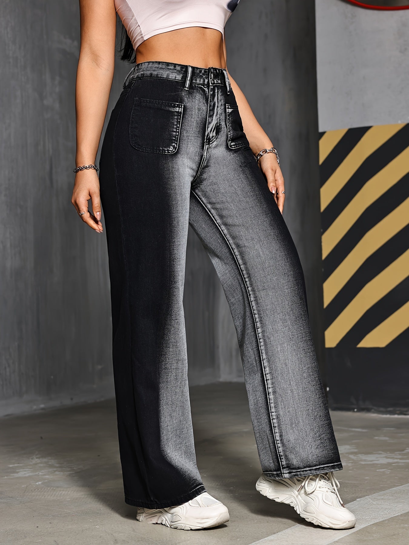 Women’s Vintage-Inspired High-Waisted Two-Tone Wide-Leg Denim Jeans
