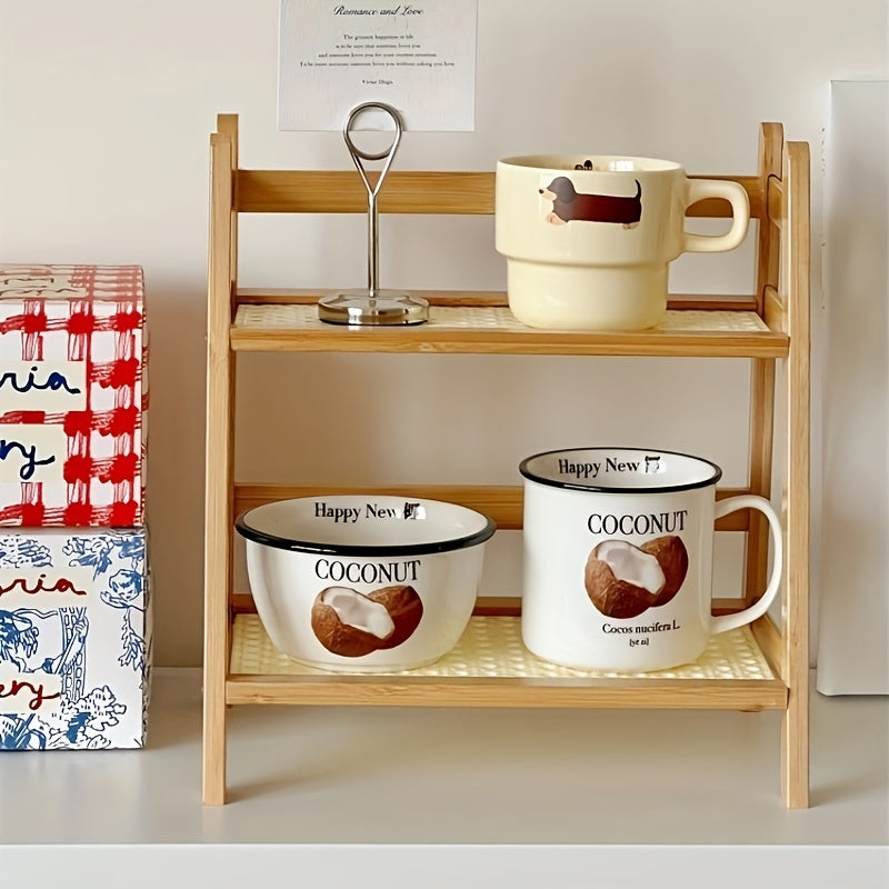 Rustik krem rangli bambuk qadamli shkaf, to'qilgan tuzilishga ega, ko'p funksiyali poyabzal tokchasi va kir, oshxona va bog' uchun saqlash joyi.