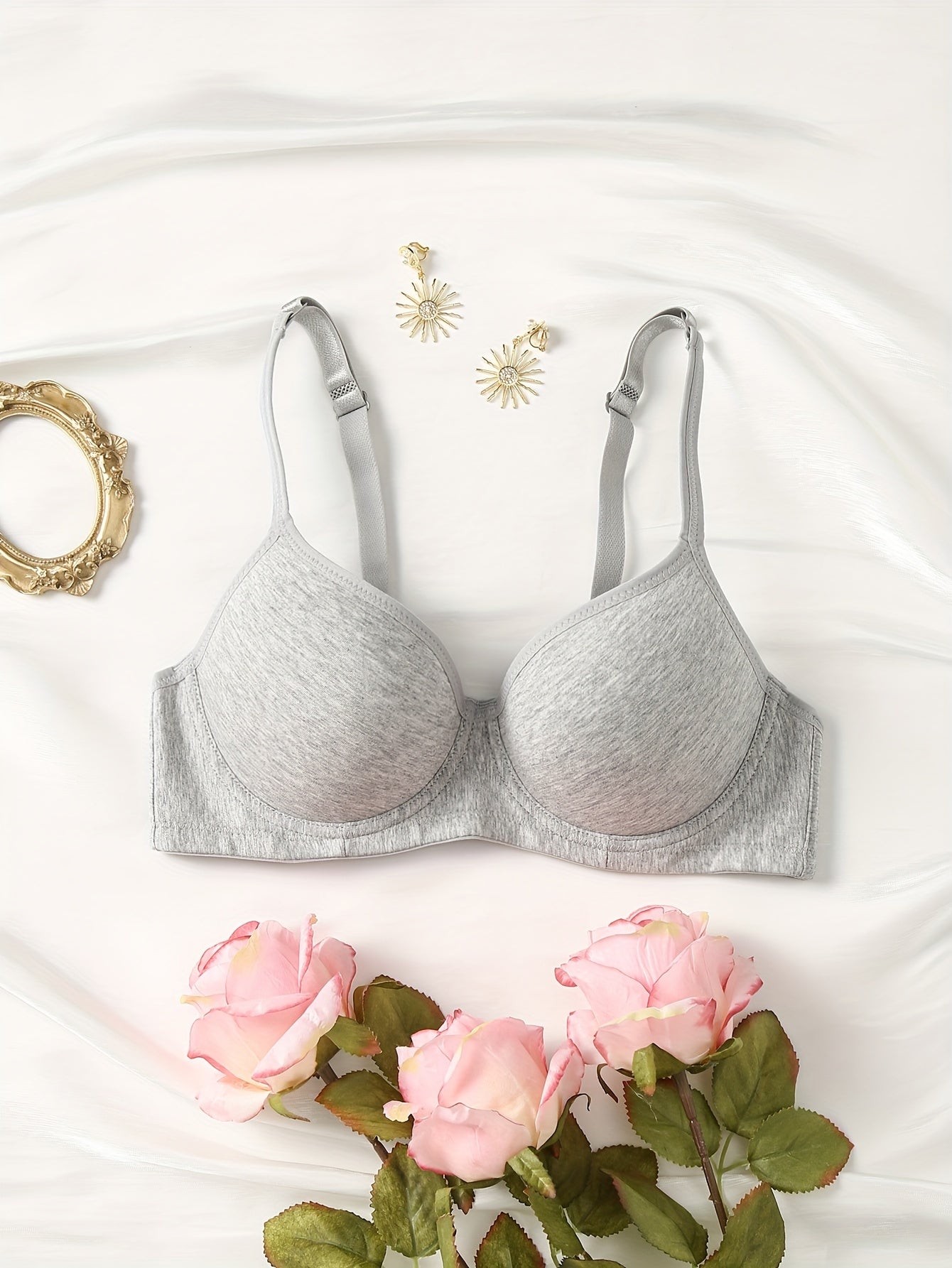 Women's Cotton T-Shirt Bra with Push-Up Support for Comfort and Breathability