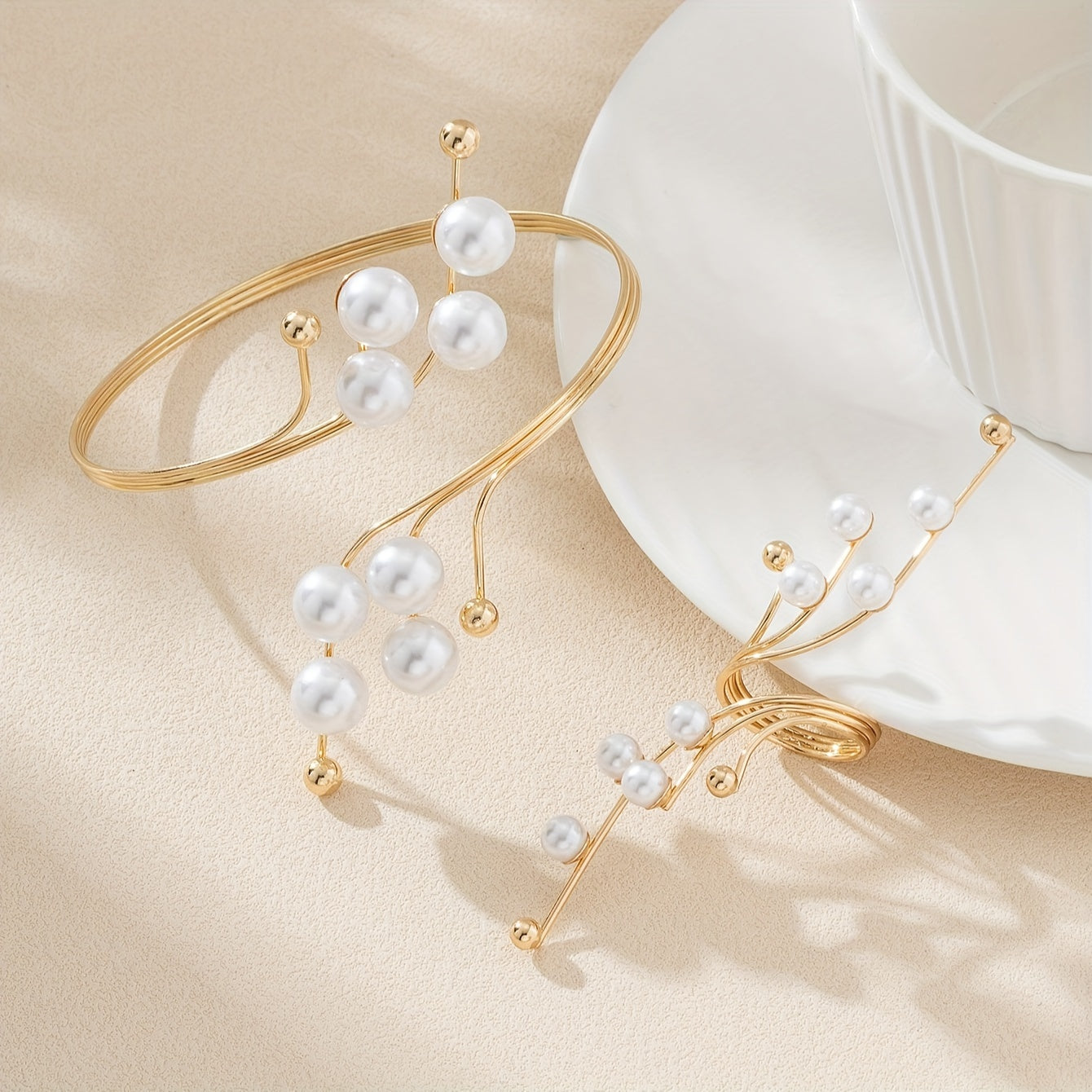 Stylish Irregular Design Bangle and Ring Set for Women Suitable for Gifting