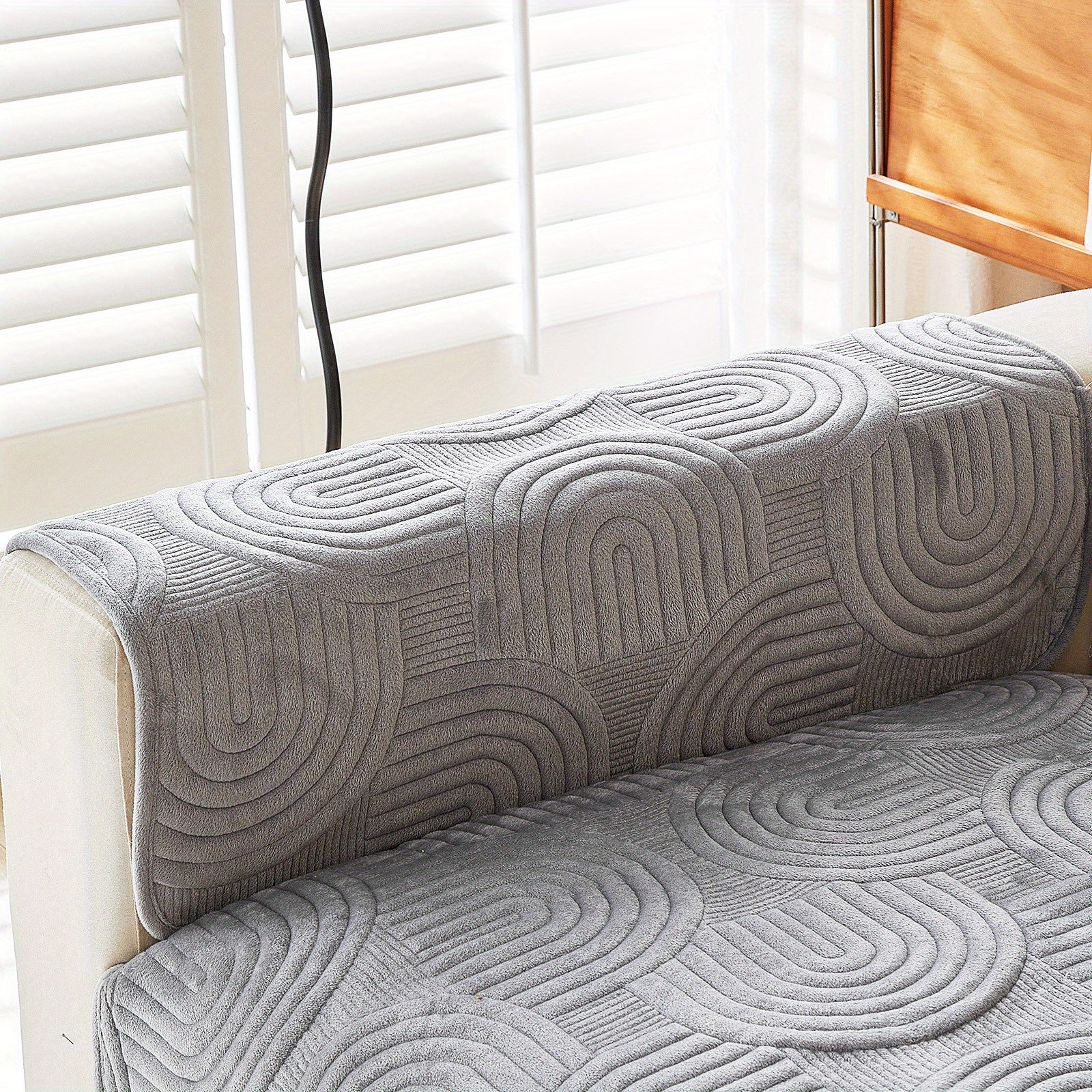 Чехол на мебель из молочного бархата с шерпой, противоскользящий, для защиты мебели, подходит для домашних животных