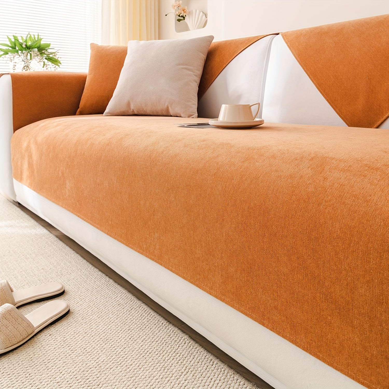 1 dona Chenille oddiy divan qoplamasi, barcha mavsumlar uchun universal qoplama, yostiq qopqog'i va orqa yostiq qopqog'ini o'z ichiga oladi. Divan yostiqlarini himoya qiladi, turli xonalar va uy bezaklari uchun mos keladi.