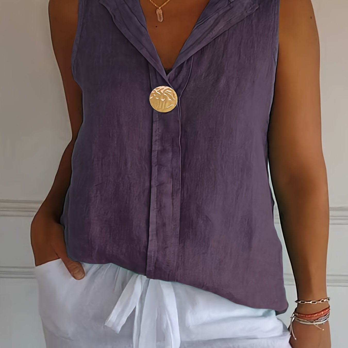 Plus Size Women's Sleeveless V-Neck Blouse Solid Green Casual Loose Fit