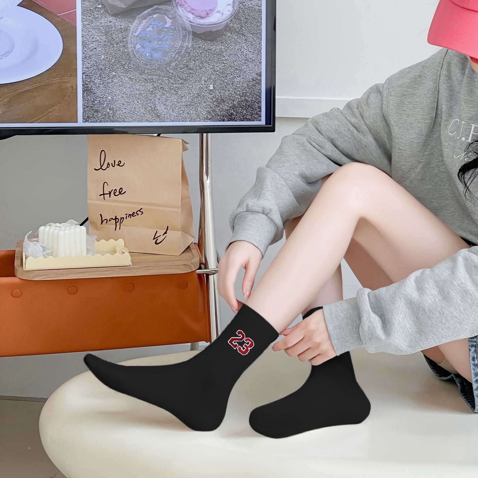 Men's Short Crew Socks 2 Pairs Breathable Comfortable Casual Sports Outdoor